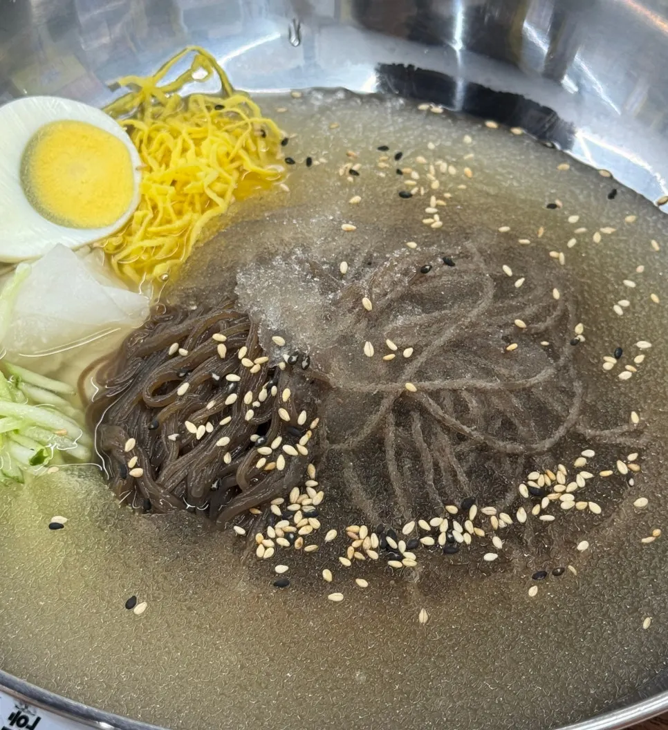 보쌈과 부추김치 삼합