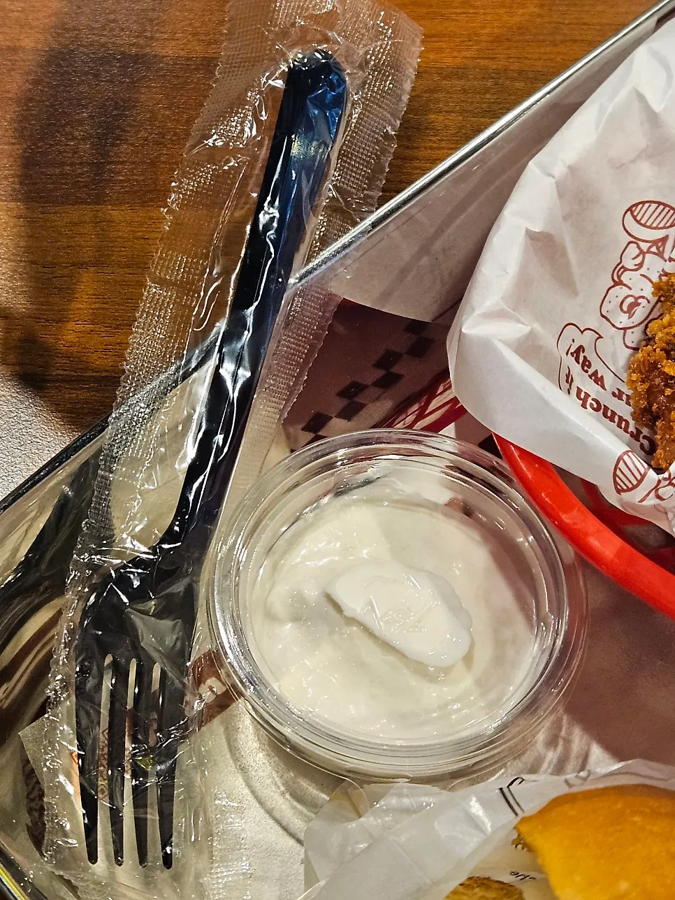 Crunch Chicken dipped in ranch sauce