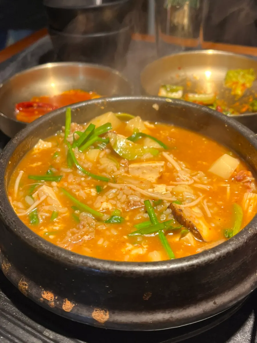 Close-up of the herbal-scented brisket doenjang jjigal broth