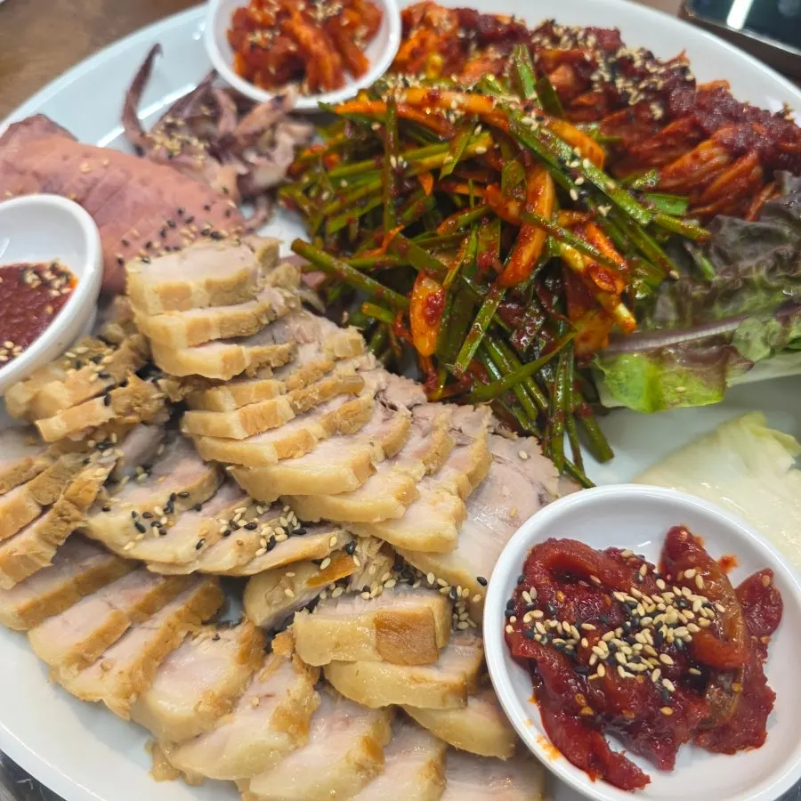 Close-up of the bossam meat with no gamey smell