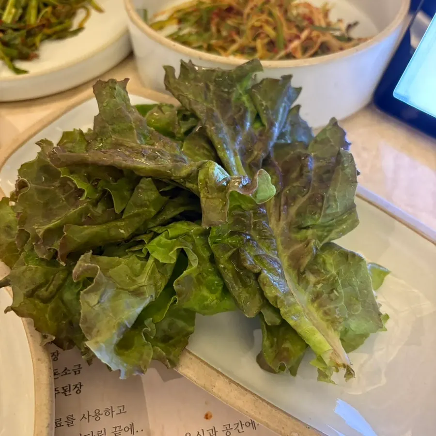직원이 굽는 설화 양념갈비