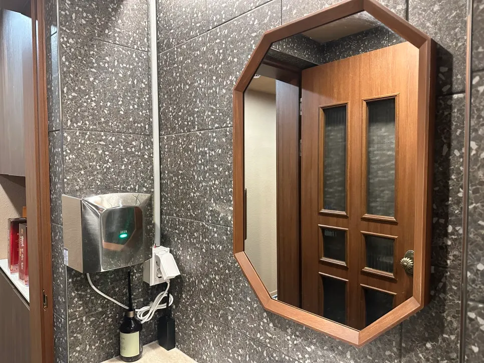 삼신 가로수길점 깔끔한 세면대
