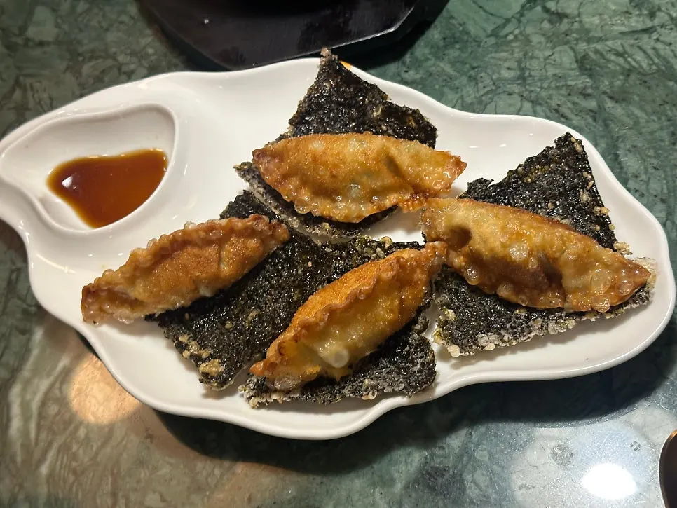 버터를 올린 삼신 도쿄탕수육