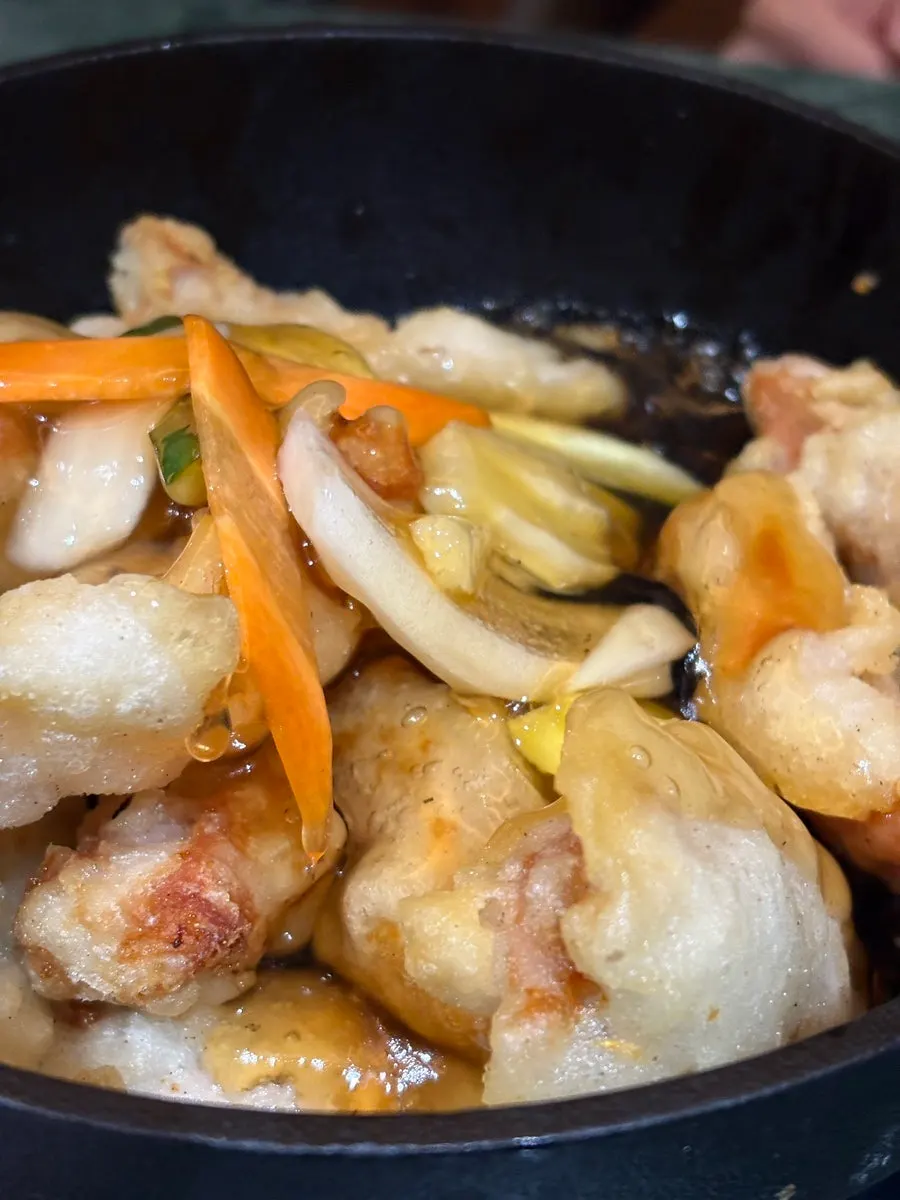 Plate of steaming jar-style tangsuyuk