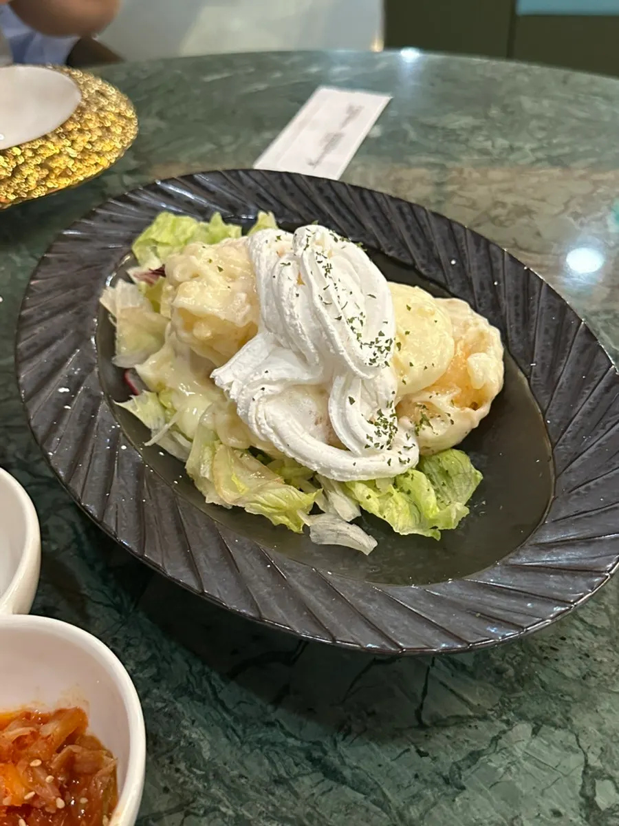 크림이 올라간 홋카이도 우유크림 새우