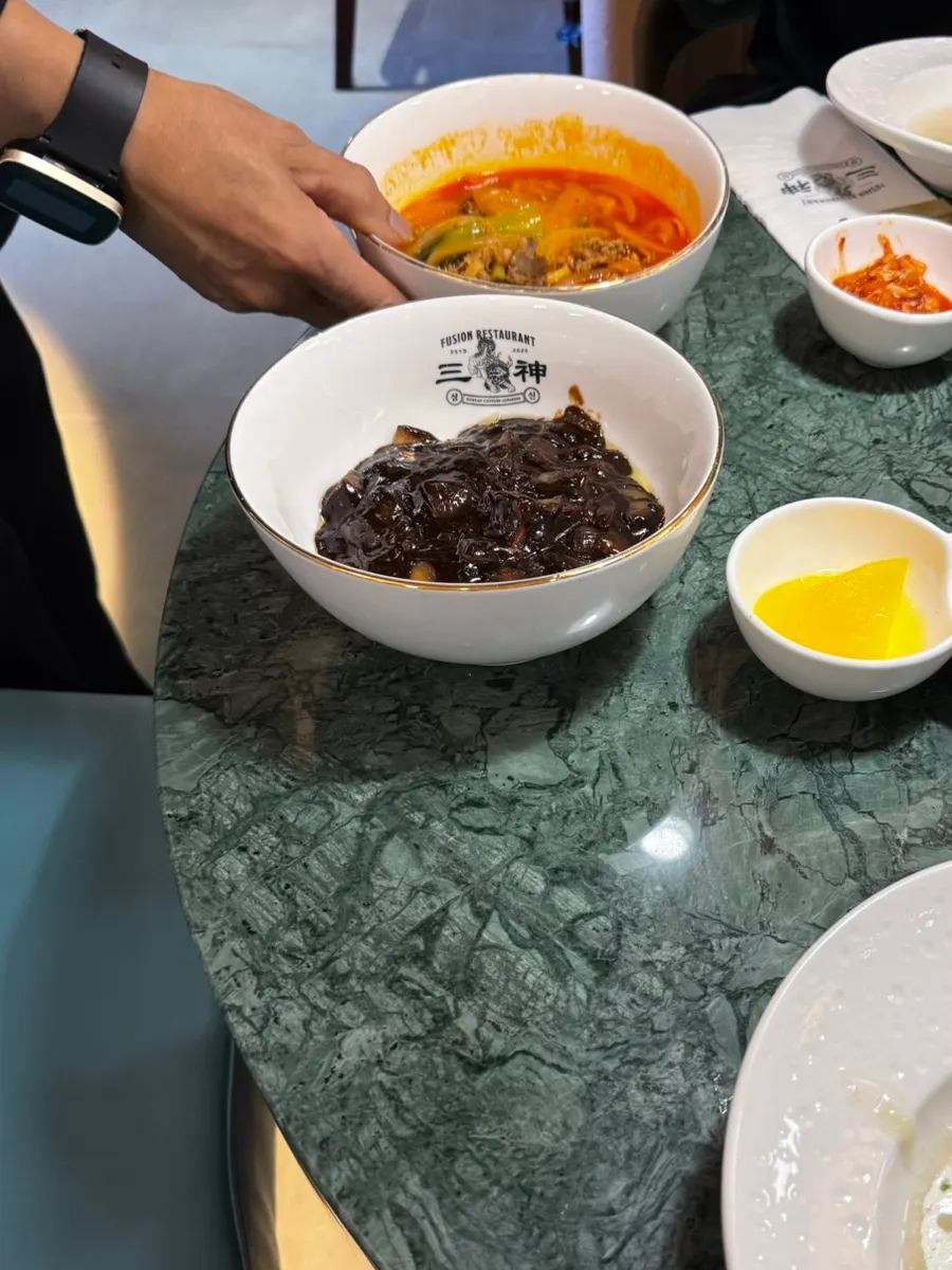 육즙 가득한 샤오룽바오