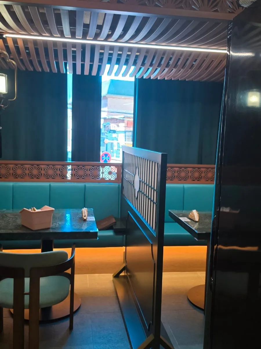 Setting details at Korean-Chinese-Japanese fusion restaurant Samsin
