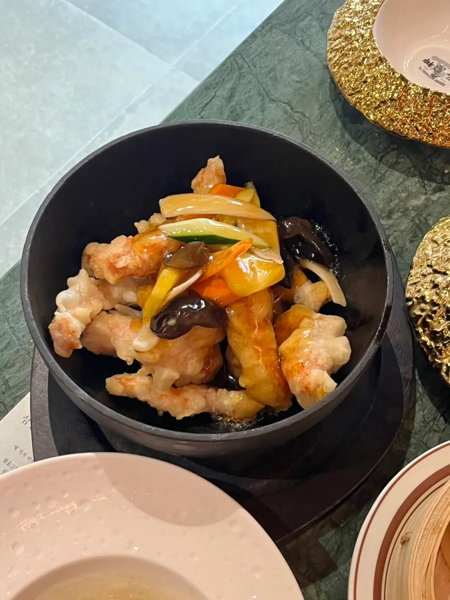 버터를 올린 도쿄 탕수육
