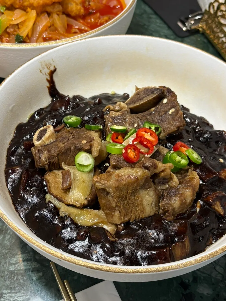 Samsin's signature galbi-jjim jajangmyeon