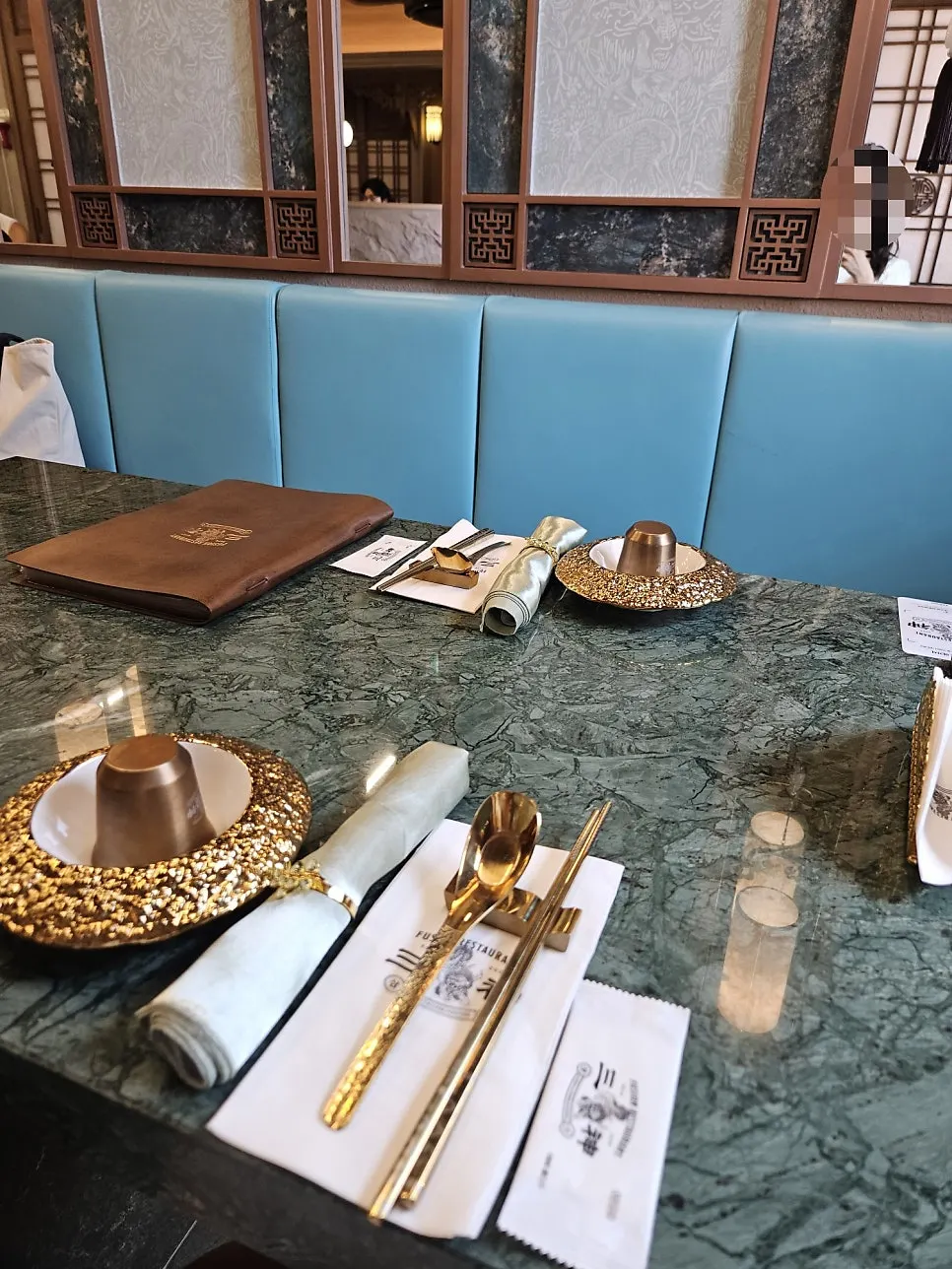 예약 후 준비된 삼신 가로수길점 테이블
