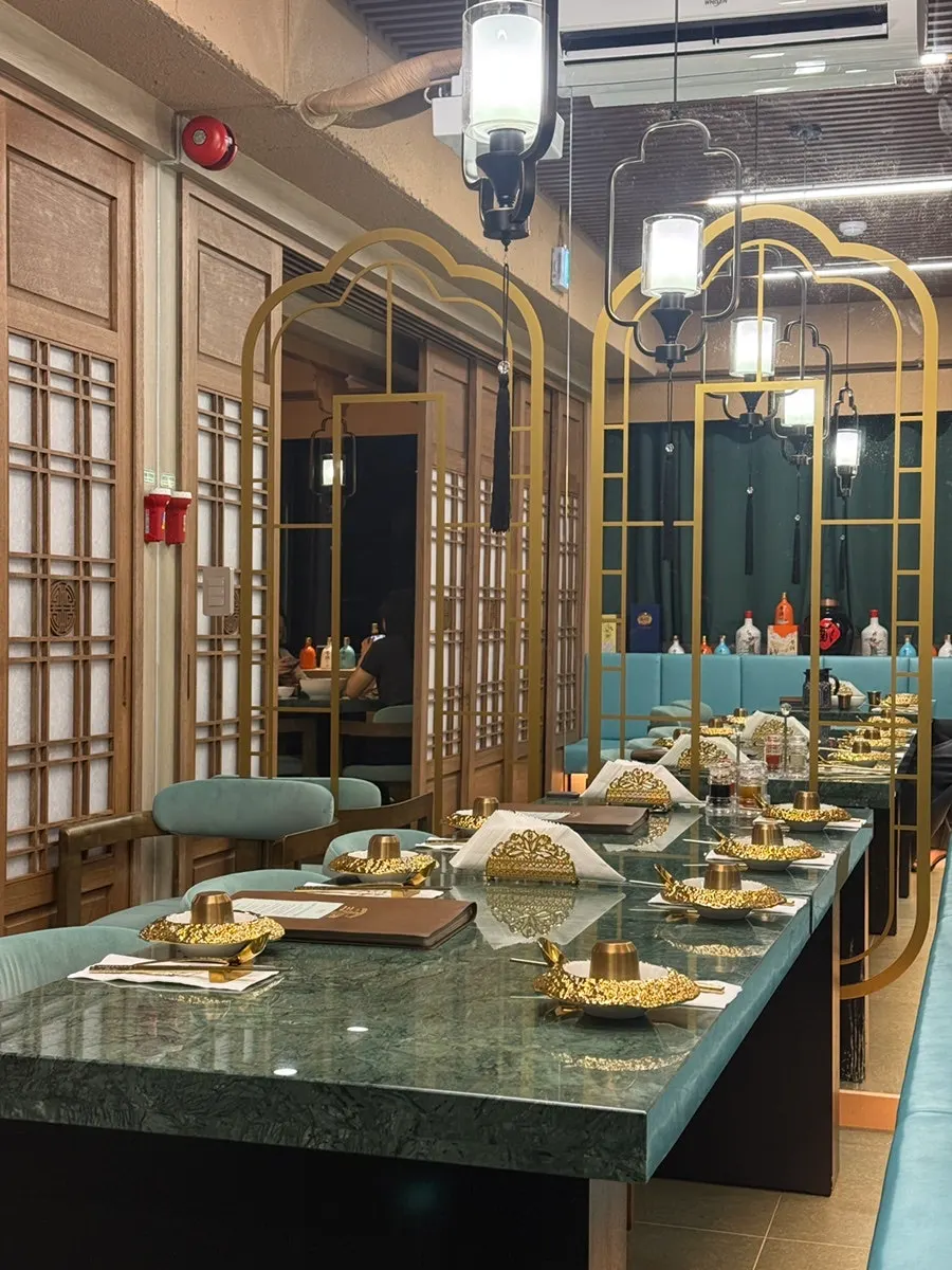 Interior of a private room on Samsin Garosu-gil's 3rd floor