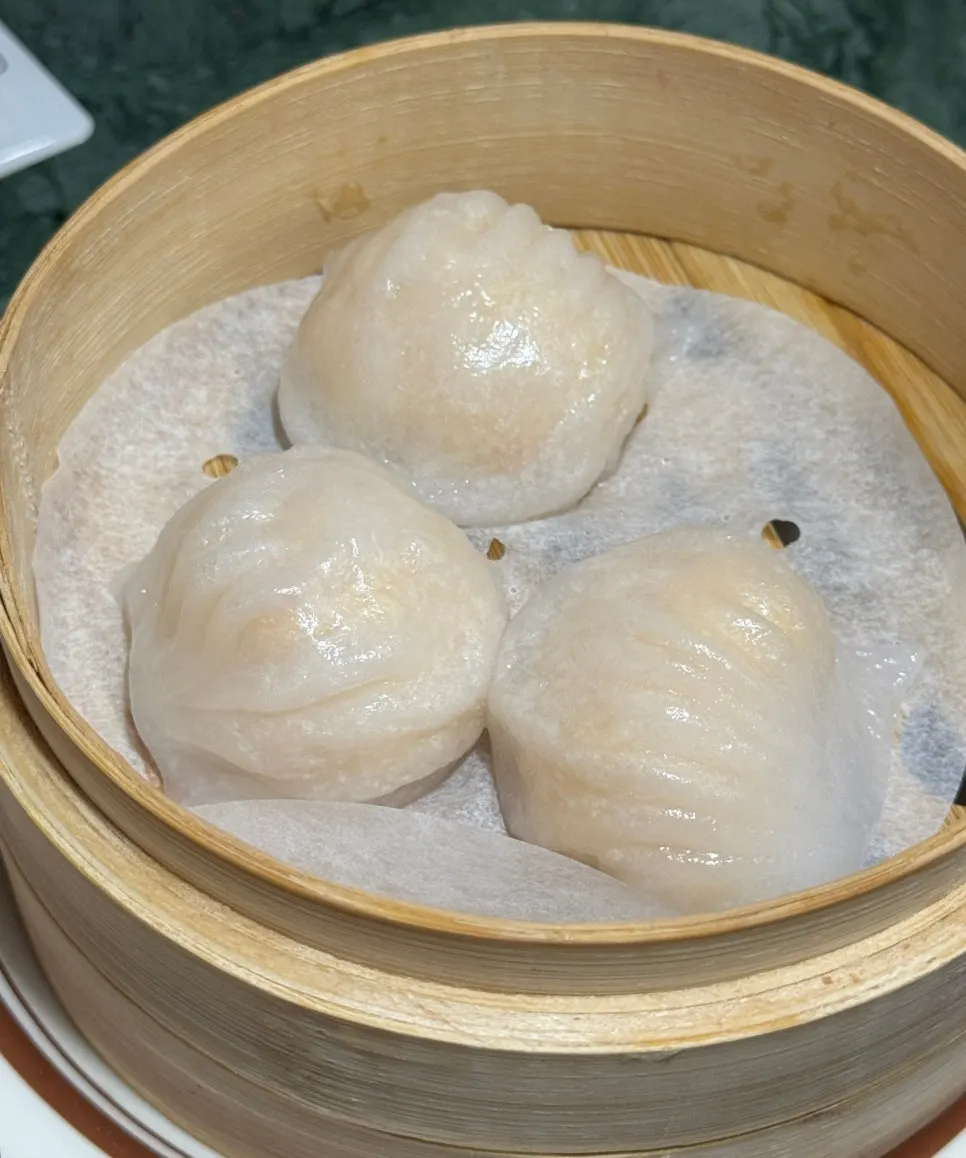 Cross-section of crispy tangsuyuk packed with thick meat