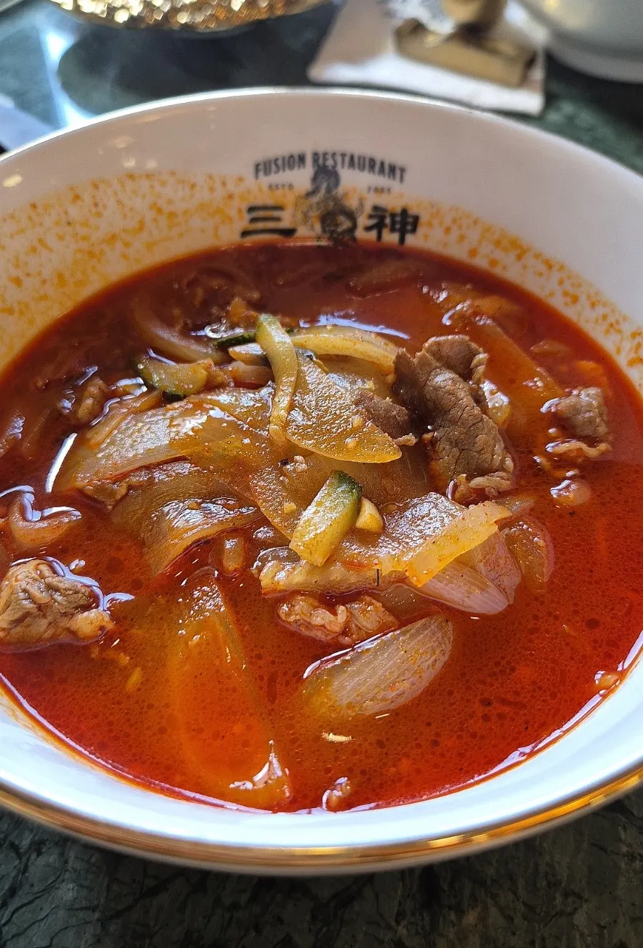 고기 짬뽕 한 그릇