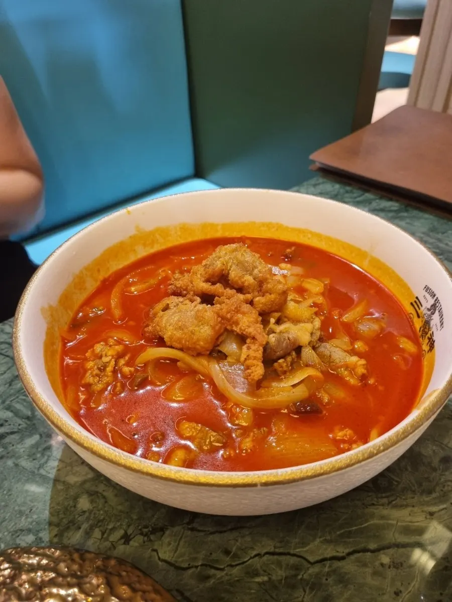 A bowl of Samsin's tebanaka meat jjamppong