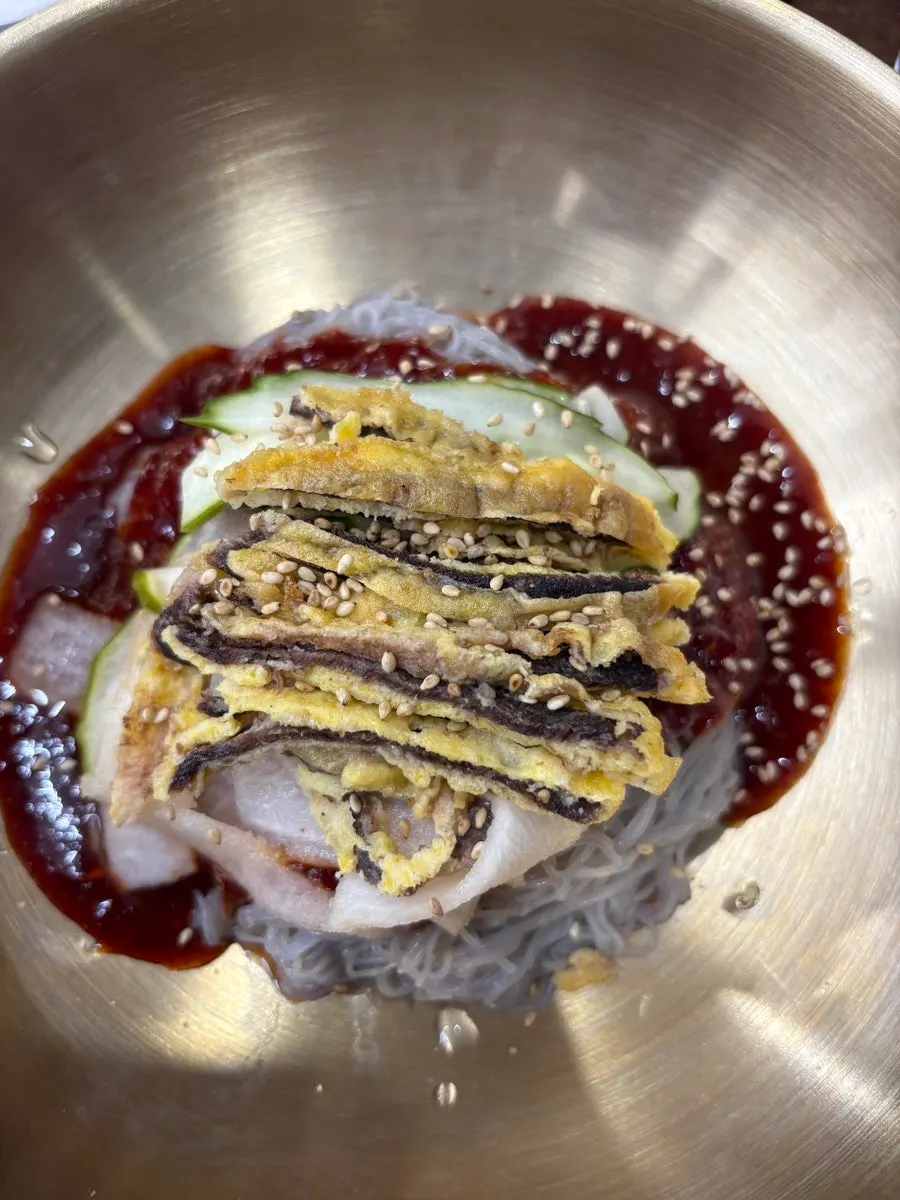 Bowl of beef jeon bibim naengmyeon at Samsol Gamjatang Main Branch