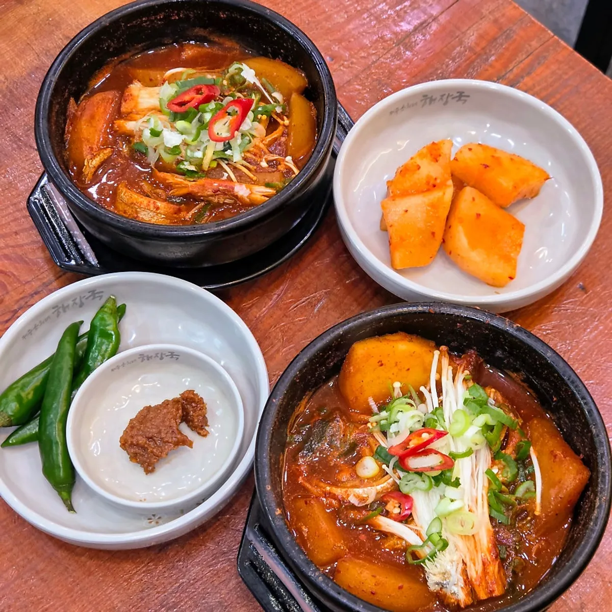 Featured photo of cutlassfish stew at Jeju Eunhui-ne Haejangguk Goyang Samsong Branch