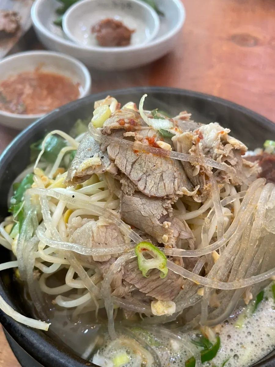 Spicy haejangguk made without beef blood but with chili paste