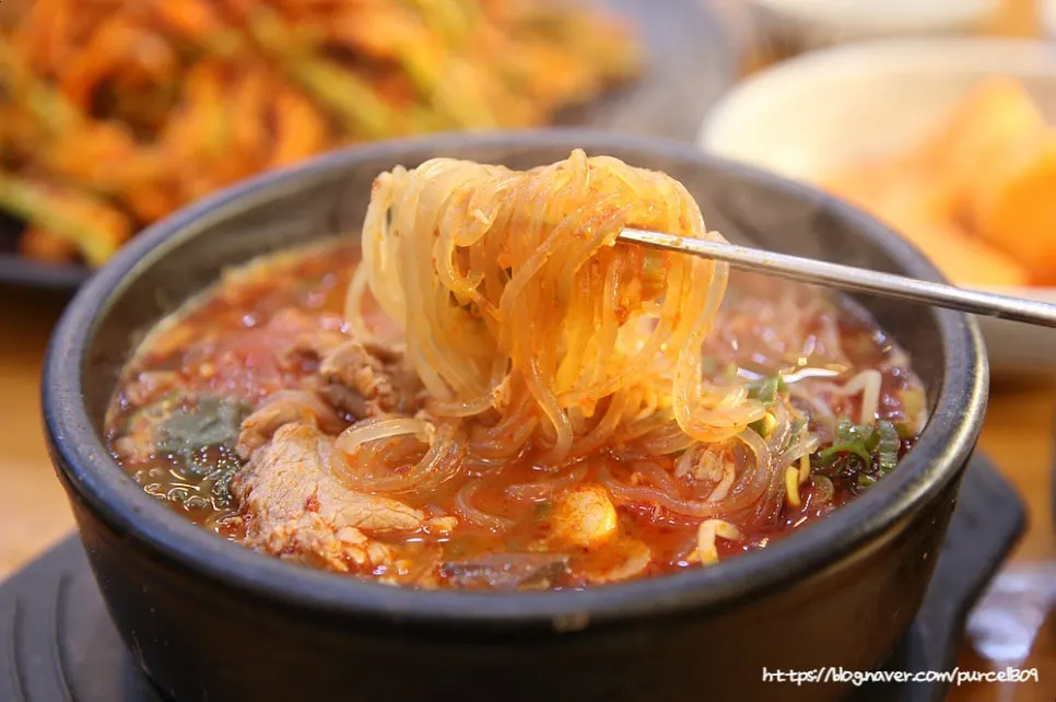 Seonji (ox blood) ingredients in the haejangguk