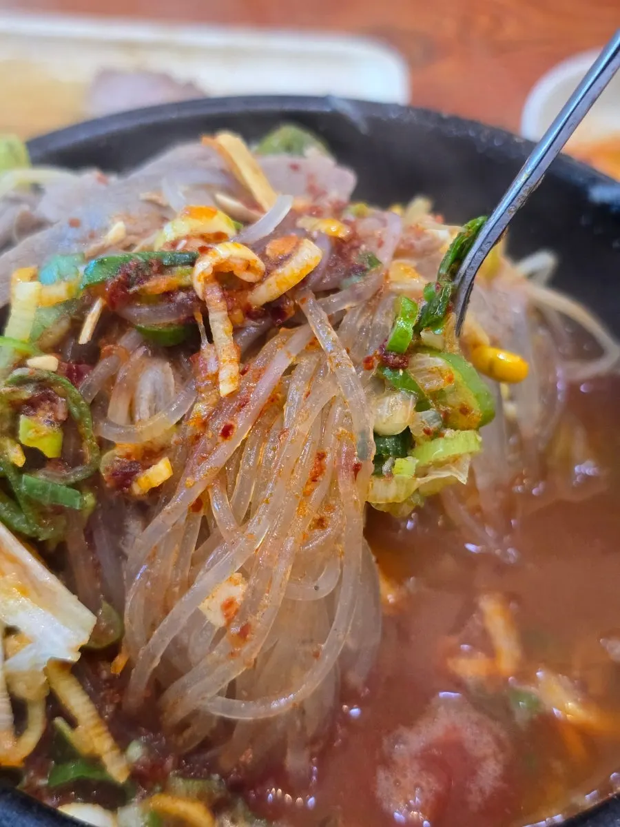 Haejangguk with large chunks of seonji (ox blood)