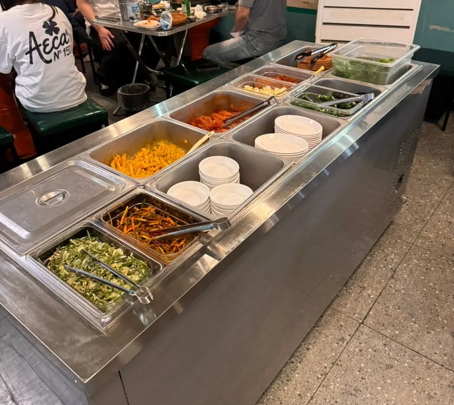 기름기 적고 두툼한 생갈비 구이 모습