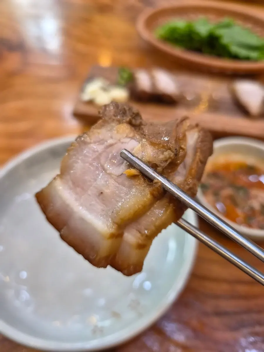 Plate of dombe pork included in the set