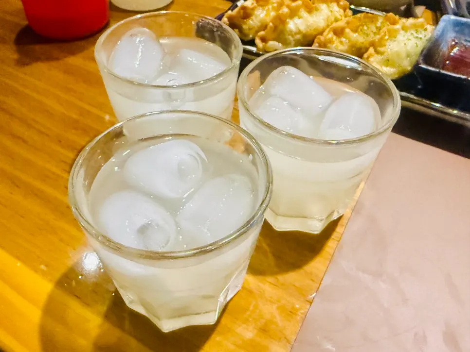 부드럽게 썰린 직화 수육