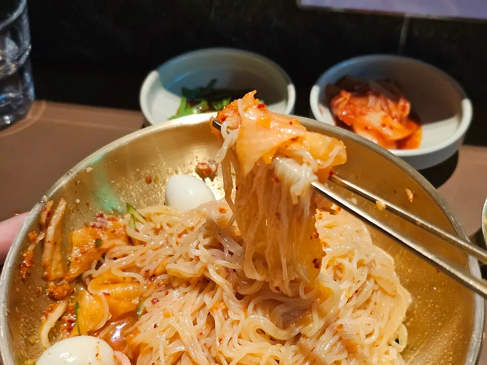 Close-up of mul-milmyeon with a hint of sesame oil aroma