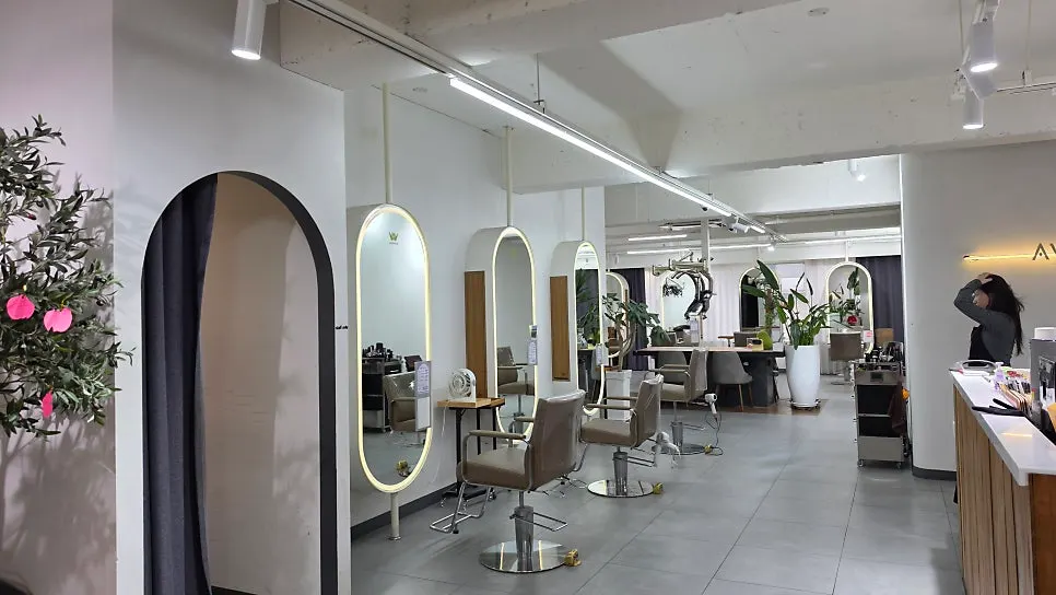 Visiting Aiva Hair Sanbon-jeom with my daughter