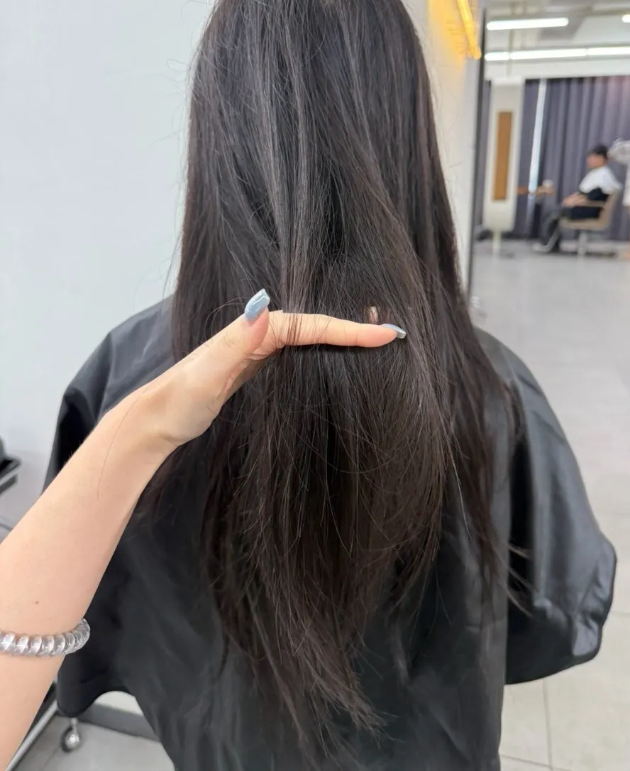 클리닉 전 푸석한 반곱슬 손상모