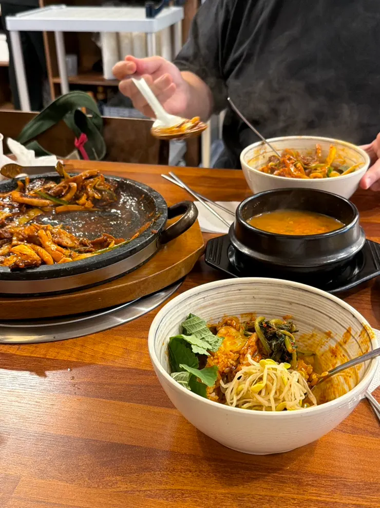 콩나물과 열무김치 반찬