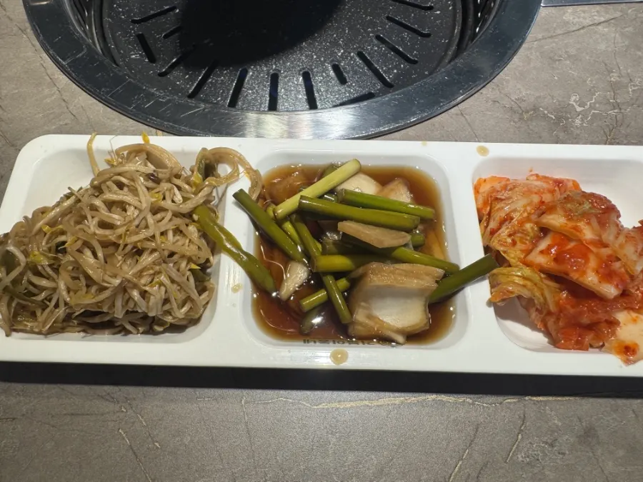 Self-serve corner with a wide variety of side dishes