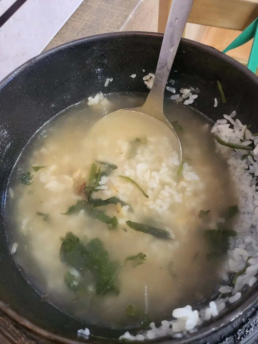 ナムルと醤油で混ぜたコンドゥレご飯一膳