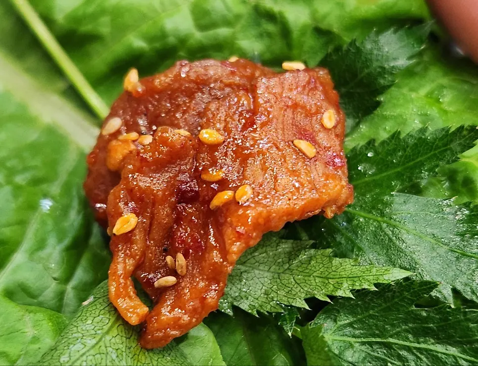 산채가 제육볶음 한 접시