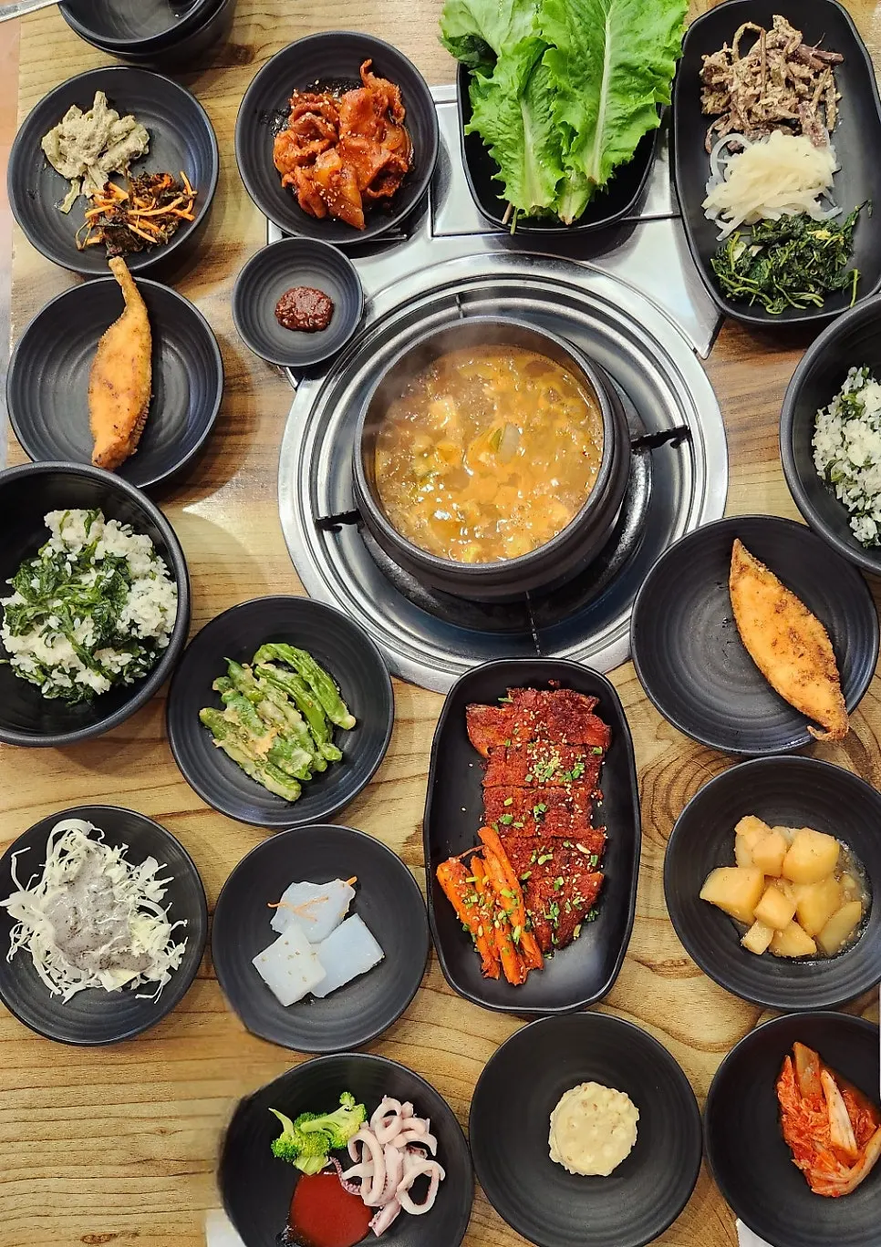 직접 담근 듯한 산채가 김치
