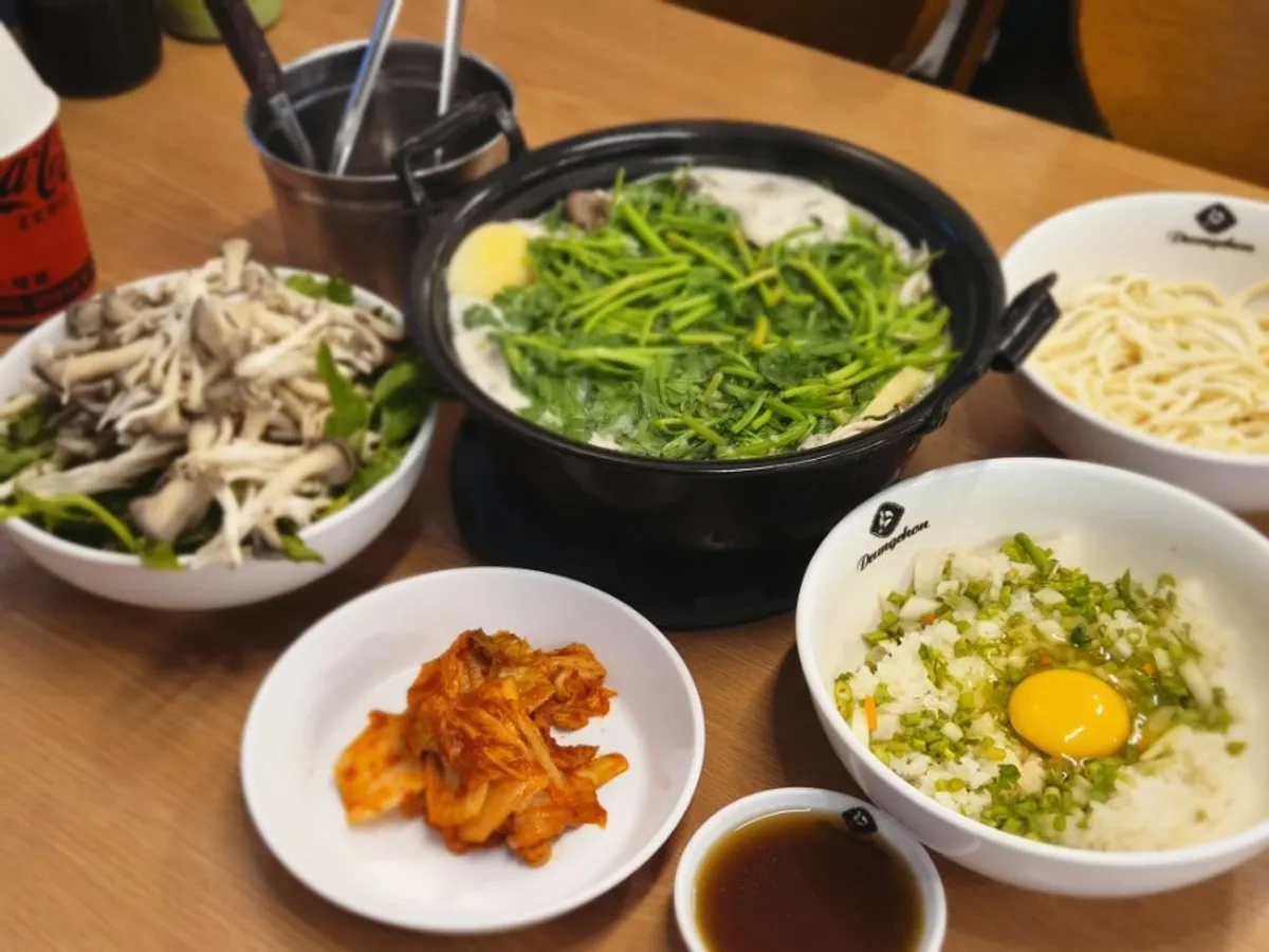 등촌샤브칼국수 상암점 맑은버섯 샤브샤브 칼국수