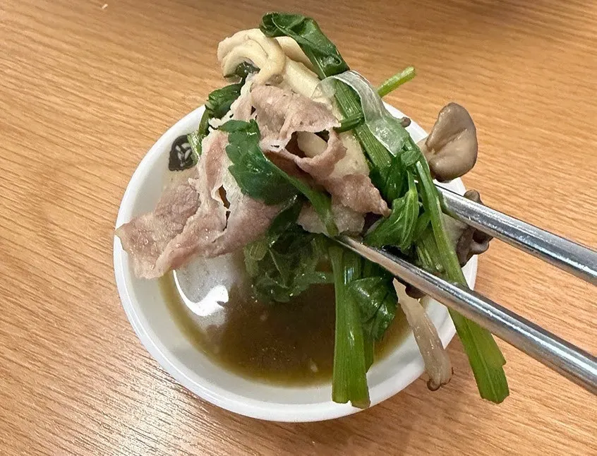 포슬포슬하게 익은 큼직한 감자