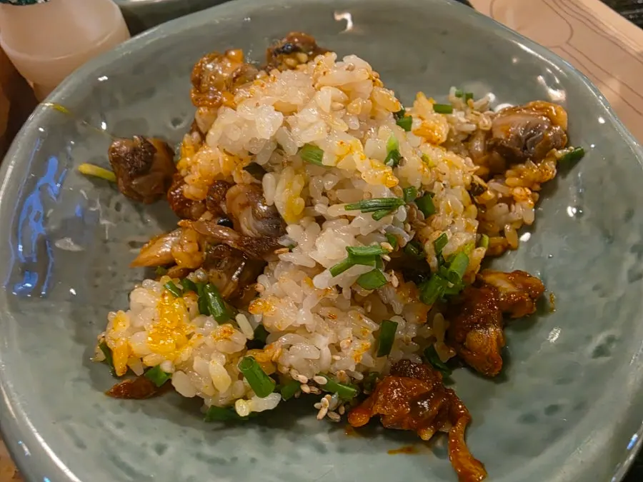 Scorched rice tea made by pouring broth into the pot