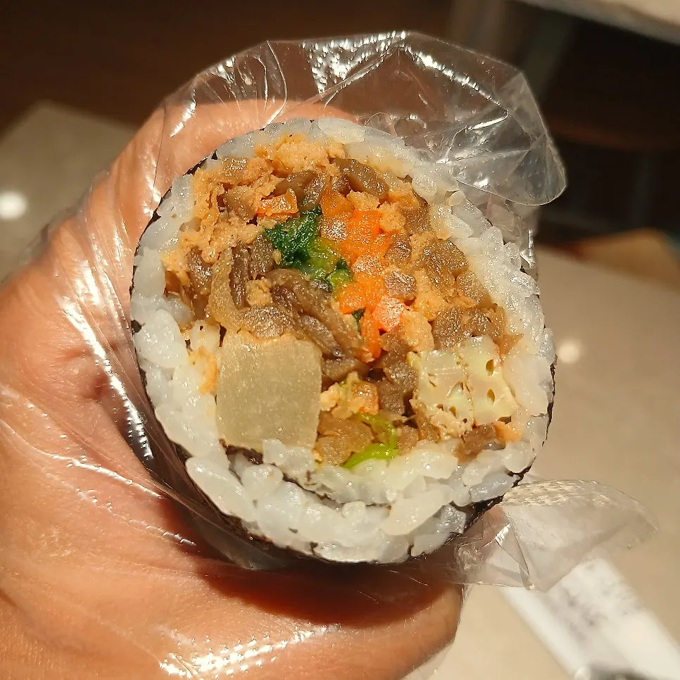 One roll of original yubu gimbap