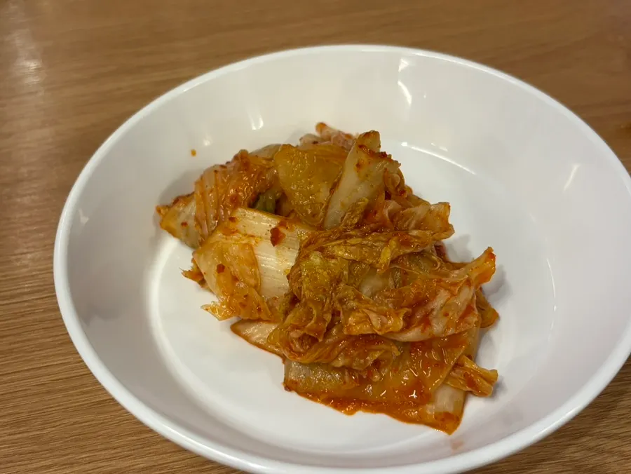 Kimchi side dish served with the kalguksu