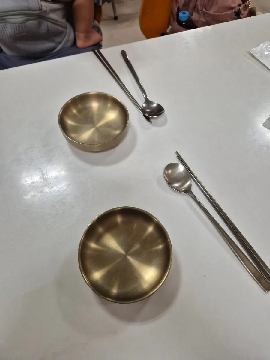 Salt and sugar on the table at Sangam Hoegwan