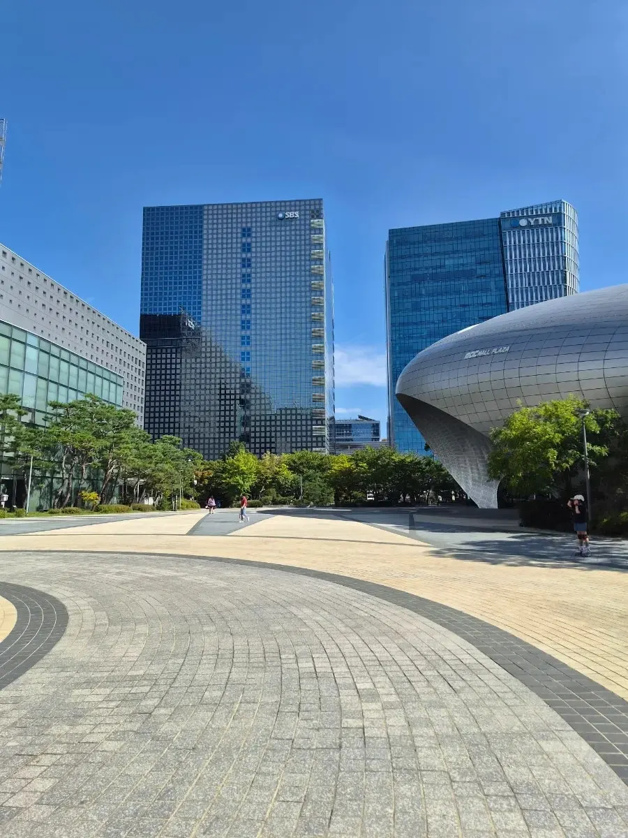 상암IT타워 지하 1층 푸드코트로 이전한 상암회관 매장