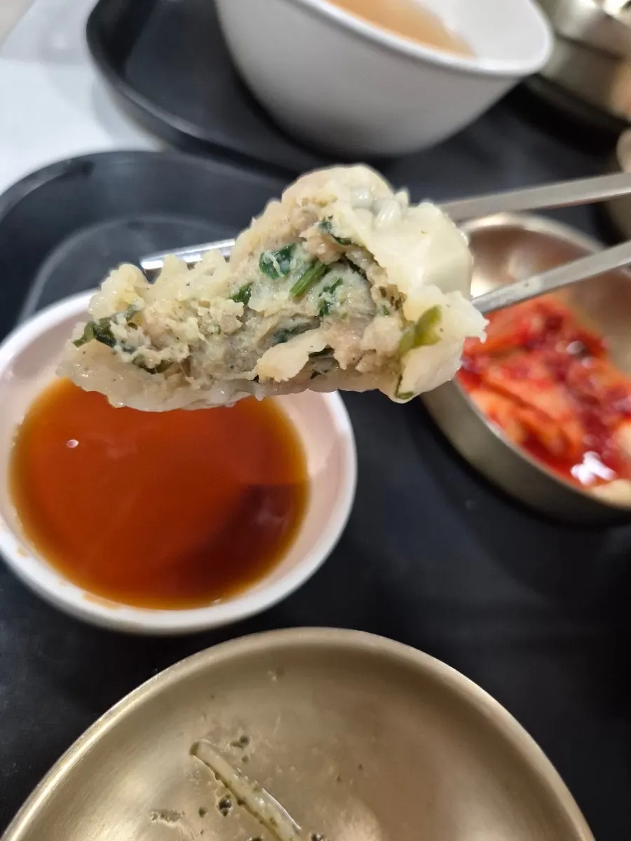 Large dumplings from the dumpling set