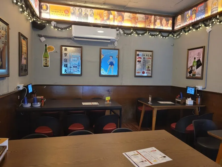 Izakaya interior decorated with Japanese objects