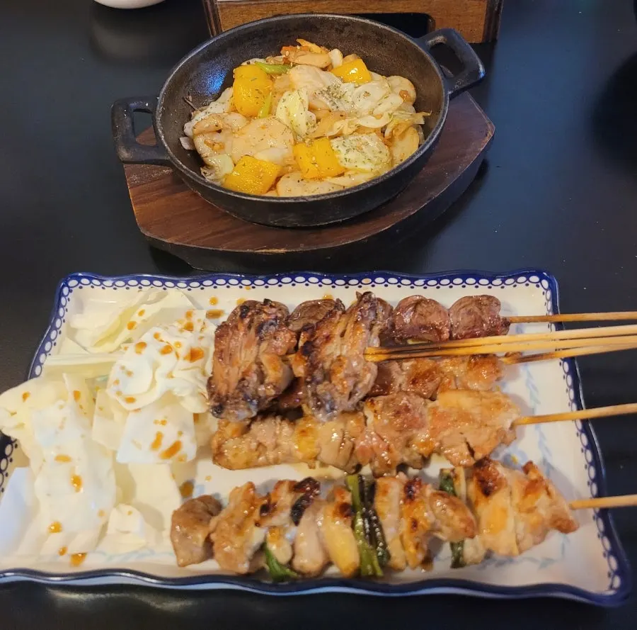 Freshly fried kushikatsu, Japanese deep-fried skewers