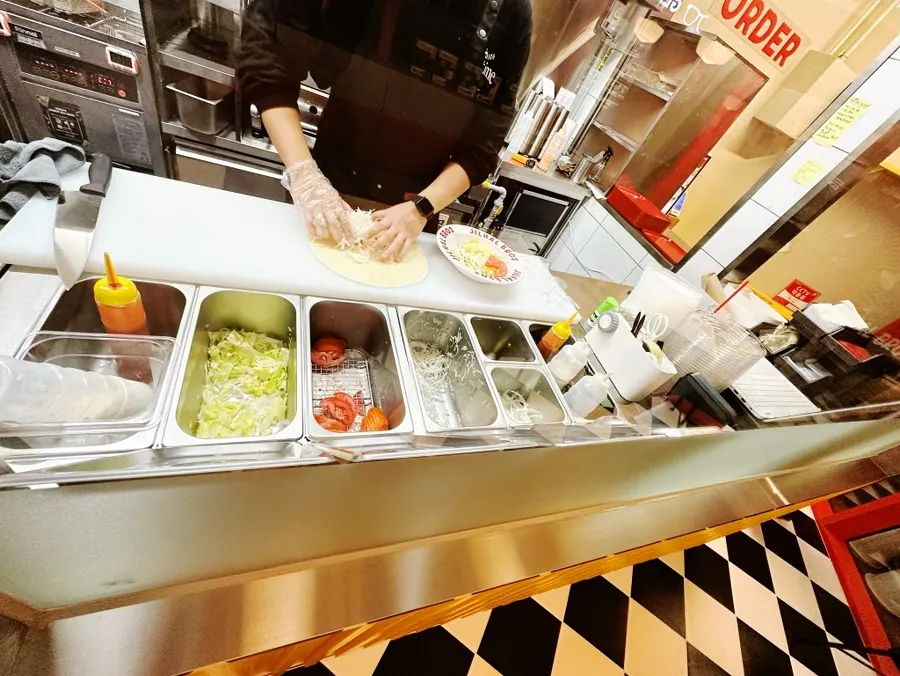 Interior showing the table layout