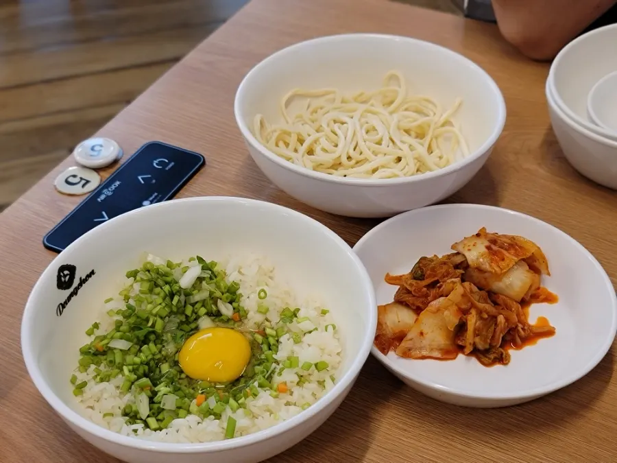 A generously laid out shabu kalguksu spread for two
