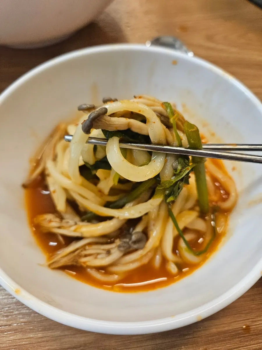 Plump spicy kalguksu noodles