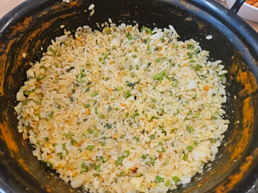 Hot finished egg fried rice