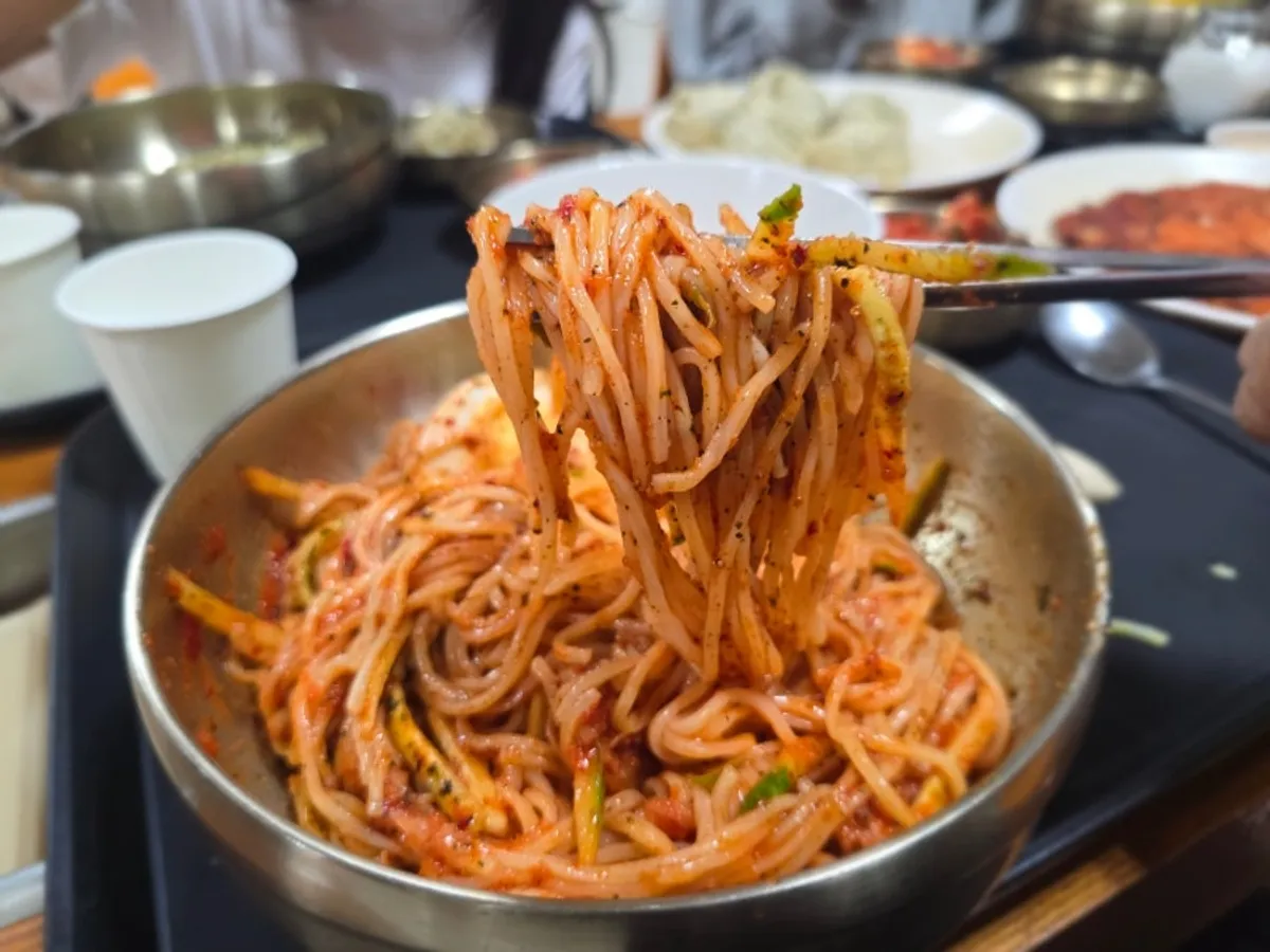 상암회관 본점 단호박 콩국수와 사이드 메뉴 한 상