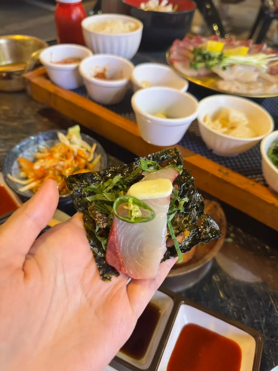 Fatty jaetbangeo aged sashimi